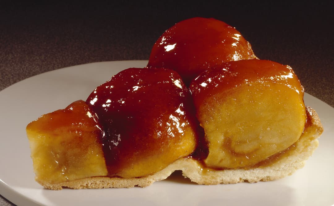 Tarte tatin tranchée