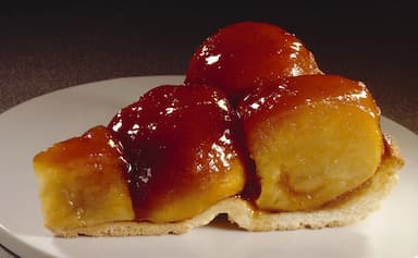 Tarte tatin tranchée