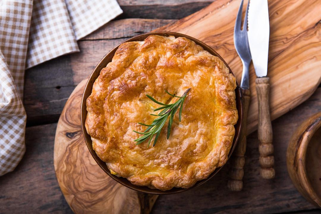 Pâté de perdrix en croûte