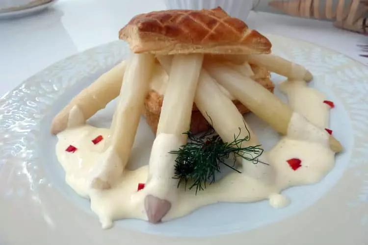Feuilleté d'asperges